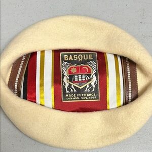 Basque Cream Wool Beret